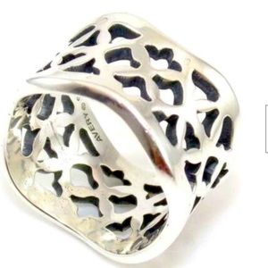 James Avery RETIRED ring